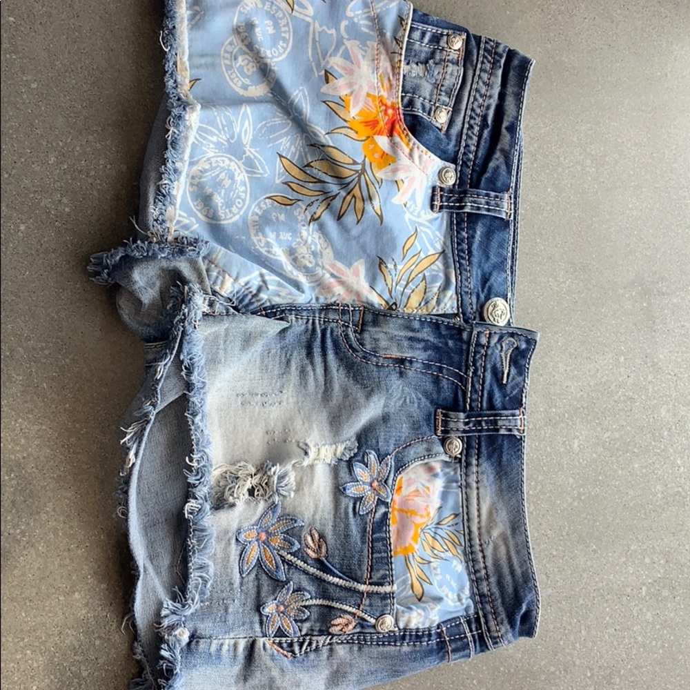 Floral printed shorts